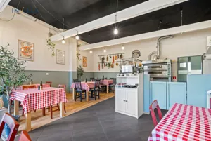 Lokal gastronomiczny 88,00 m², Kowale, Afrodyty, Wynajem