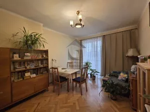 Bronowice, ul. Rydla, ustawne 2 pok.49m2.