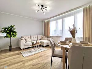 Mieszkanie trzypokojowe 55,70 m², Busko-Zdrój, Sprzedaż