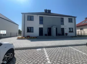 Mieszkanie trzypokojowe 72,00 m², Chmielnik, Sprzedaż