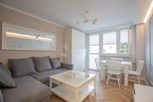 Mieszkanie trzypokojowe 47,00 m², Nowy Targ, Wojska Polskiego, Wynajem