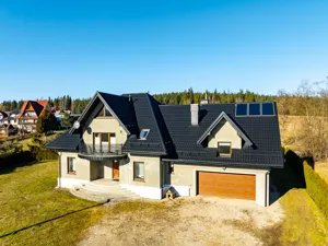 Dom wolnostojący 486,00 m², Morawczyna, Sprzedaż