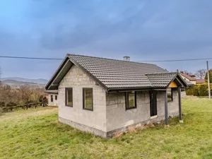 Dom wolnostojący 72,65 m², Łazy, Sprzedaż