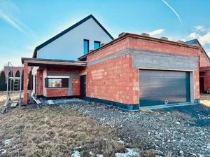 Dom wolnostojący 138,16 m², Czarków, Doświadczalna, Sprzedaż