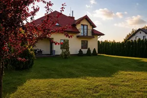 Dom wolnostojący 198,00 m², Rusiec, Środkowa, Sprzedaż