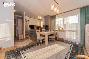 Mieszkanie trzypokojowe 64,43 m², Bestwinka, Dworkowa, Sprzedaż