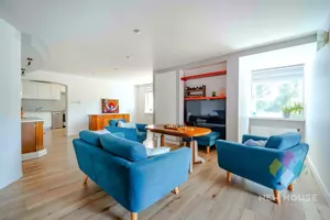 Mieszkanie czteropokojowe 92,30 m², Ostróda, 11 Listopada, Sprzedaż