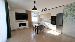 72 m²- 4 pokoje- KLIMATYZACJA - BALKON - KOMÓRKA - HALA