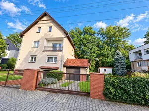 Dom wolnostojący 228,00 m², Wrocław, Sprzedaż