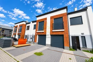 Dom szeregowy 228,00 m², Wrocław, Sprzedaż