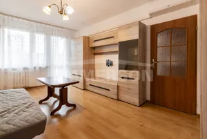 Mieszkanie trzypokojowe 63,80 m², Kraków, Czyżyny, os. Dywizjonu 303, Wynajem