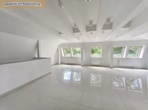 Lokal użytkowy 80,00 m², Janki, al. Krakowska, Wynajem
