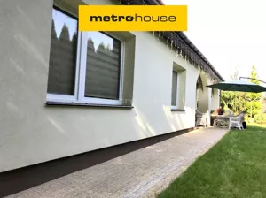 Dom 290,00 m², Strzeniówka, Sprzedaż