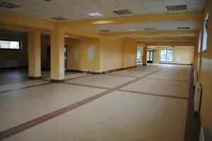 Lokal użytkowy 440,00 m², Krosno, Wynajem