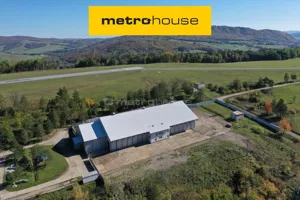 Obiekt 1 900,00 m², Krosno, Sprzedaż