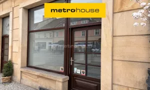 Lokal użytkowy 18,22 m², Oleśnica, Rynek, Wynajem