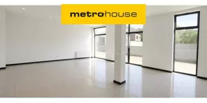 Lokal użytkowy 71,62 m², Skierniewice, Senatorska, Wynajem