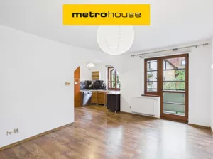 Mieszkanie dwupokojowe 59,64 m², Jelenia Góra, Sprzedaż