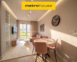 Mieszkanie dwupokojowe 34,90 m², Julianów, Sprzedaż