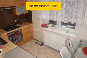 Mieszkanie dwupokojowe 49,60 m², Tomaszów Mazowiecki, Nadrzeczna, Sprzedaż