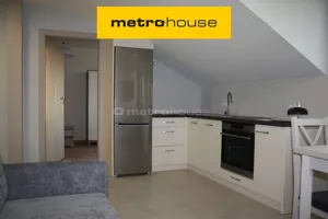 Mieszkanie dwupokojowe 52,00 m², Skierniewice, Trzcińska, Wynajem