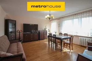 Mieszkanie trzypokojowe 60,63 m², Pabianice, 20 Stycznia, Sprzedaż