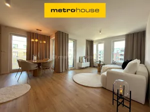 Mieszkanie trzypokojowe 74,10 m², Kołobrzeg, Sprzedaż