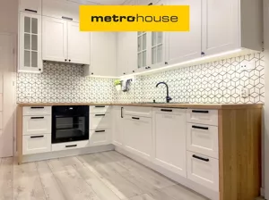 Mieszkanie trzypokojowe 61,95 m², Żyrardów, Narutowicza, Sprzedaż