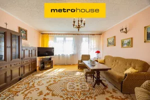 Mieszkanie trzypokojowe 59,40 m², Olecko, Plac Wolności, Sprzedaż