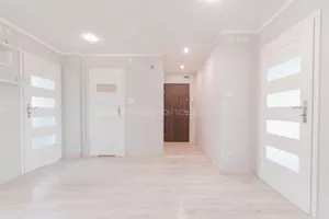 Mieszkanie trzypokojowe 42,90 m², Bielsk Podlaski, Sienkiewicza, Sprzedaż