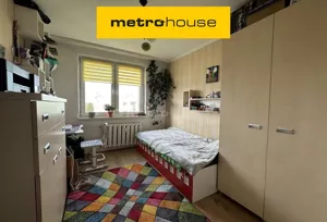 Mieszkanie trzypokojowe 56,29 m², Krosno, Wojska Polskiego, Sprzedaż