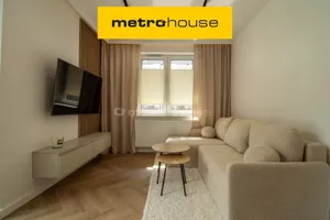 Mieszkanie trzypokojowe 48,32 m², Żyrardów, Sprzedaż