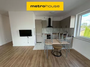 Mieszkanie trzypokojowe 82,34 m², Skierniewice, Rawska, Wynajem
