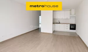 Mieszkanie trzypokojowe 79,52 m², Skierniewice, Senatorska, Wynajem