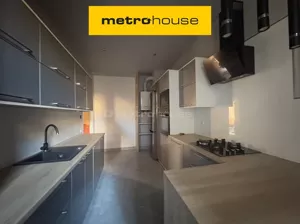 Mieszkanie czteropokojowe 111,00 m², Legnica, Biskupia, Sprzedaż