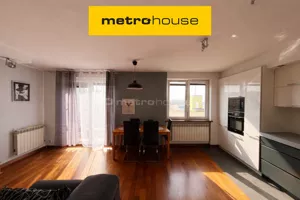 Mieszkanie czteropokojowe 97,70 m², Skierniewice, Mickiewicza, Sprzedaż