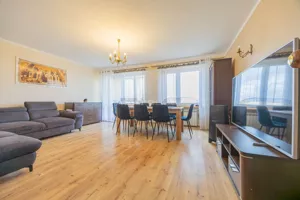 Mieszkanie czteropokojowe 72,95 m², Siejnik, Sprzedaż