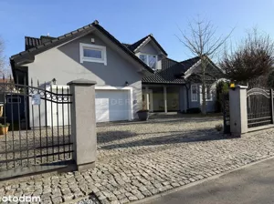 Dom wolnostojący 290,00 m², Łomianki, Sprzedaż