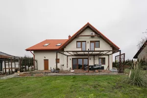 Domy 43437 Żarów