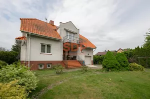 Dom wolnostojący 159,50 m², Brzeg Dolny, Sportowa, Sprzedaż
