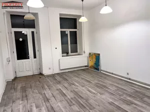 Lokal użytkowy 61,64 m², Łódź, Śródmieście, ŻEROMSKIEGO, Sprzedaż