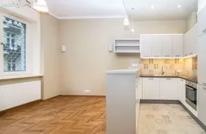 Mieszkanie dwupokojowe 64,75 m², Kraków, Stare Miasto, Sarego, Józefa, Wynajem