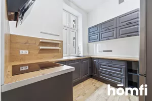 Mieszkanie trzypokojowe 91,08 m², Bielsko-Biała, Śródmieście, pl. Franciszka Smolki, Wynajem