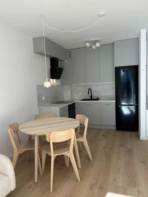 Nowe 2 pokojowe z ogródkiem i miejscem postojowym