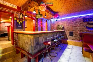 Lokal gastronomiczny 70,00 m², Piła, Wynajem