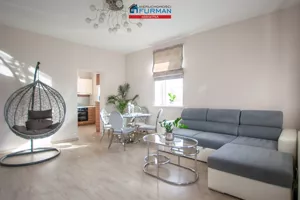 Mieszkanie dwupokojowe 54,79 m², Piła, Zamość, Wynajem