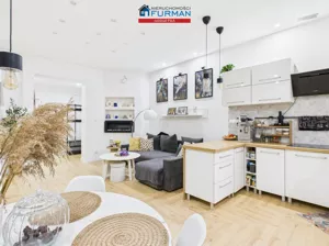 Mieszkanie trzypokojowe 81,50 m², Jastrowie, Sprzedaż
