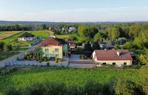 Dom wolnostojący 482,70 m², Czeluśnica, Sprzedaż