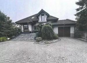 Dom wolnostojący 160,70 m², Poraj, Kolejowa, Sprzedaż