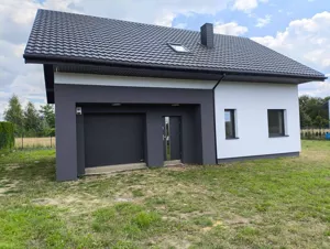 Dom wolnostojący 154,75 m², Petrykozy, Sprzedaż
